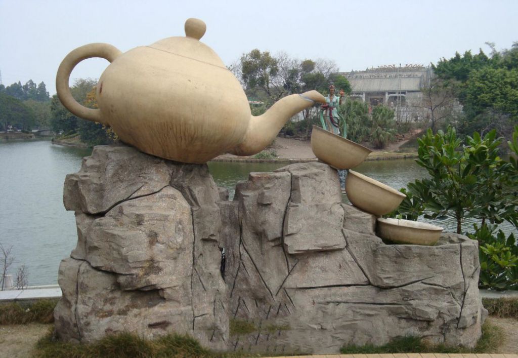 金色茶壺景觀銅雕