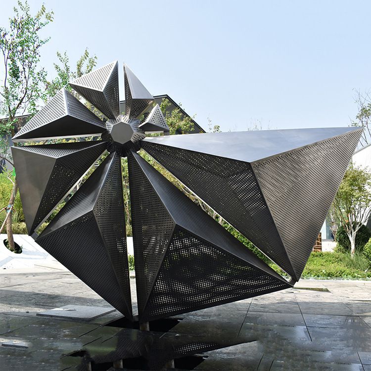 不銹鋼公園幾何標(biāo)志雕塑