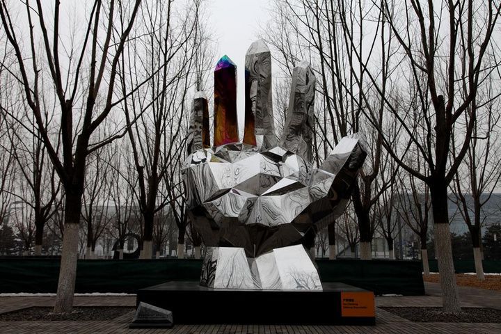 不銹鋼手掌文化景觀雕塑