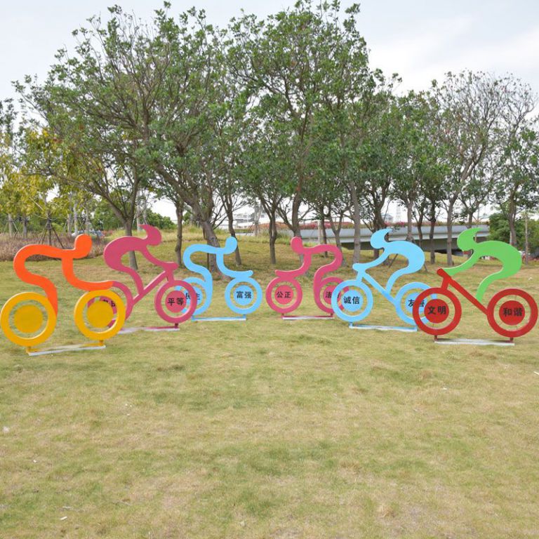 不銹鋼自行車(chē)園林景觀雕塑