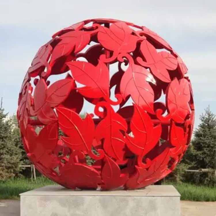 不銹鋼紅色鏤空球雕塑