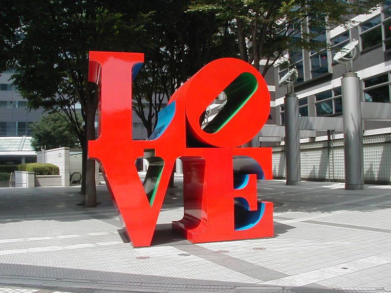 不銹鋼love標(biāo)志景觀雕塑
