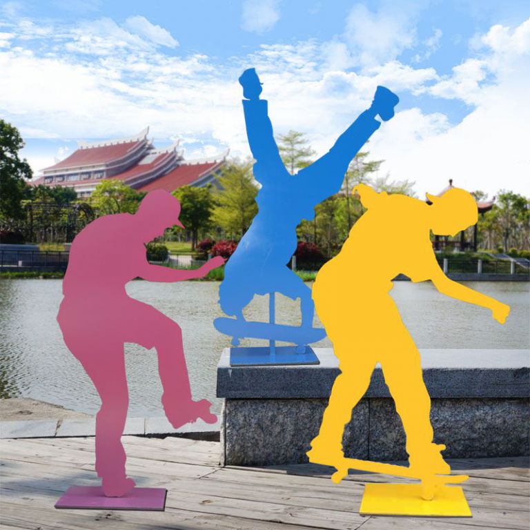 彩繪滑板人物剪影雕塑