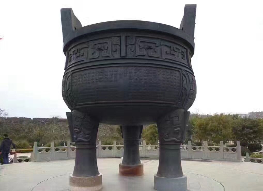 抽象大型鼎標(biāo)志銅雕