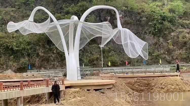 創(chuàng)意不銹鋼荷葉涼亭雕塑